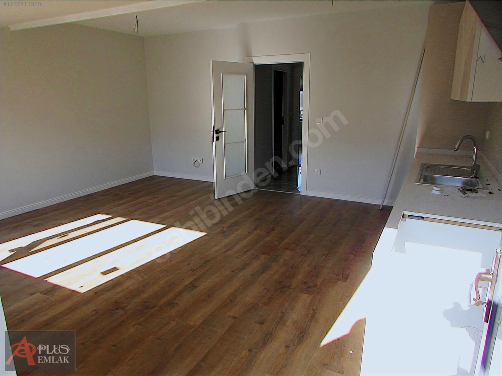 İKİ AYRI DAİRE ŞEKLİNDE 4+2 ASANSÖRLÜ 190M2 GÜNEY CP. 10500000TL - İSTANBUL ÇEKMEKÖY fotoğraf 17