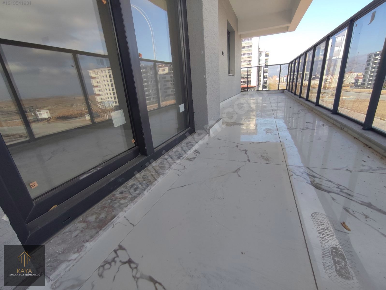 YAVUZ SULTAN SELİM CADDESİNDE 3+1 SIFIR DAİRE - UŞAK MERKEZ fotoğraf 4