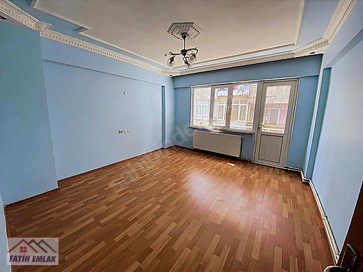Fatih'ten Gemlik Bslıkpazarı mah 2+1 85m2 doğalgazlı 3.kat daire - BURSA GEMLİK fotoğraf 14