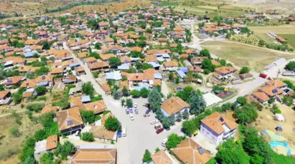 UŞAK KARAHALLI DELİHIDIRLI KÖYÜNDE 847 M² ARSA SATILIKTIR. - UŞAK KARAHALLI fotoğraf 11