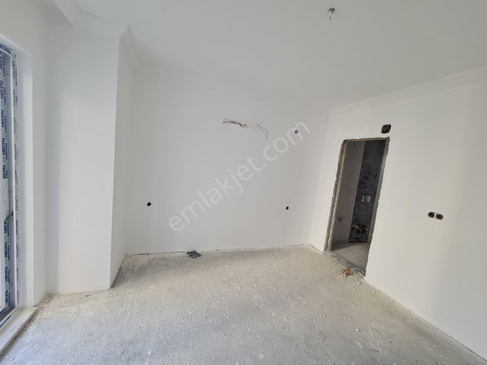 Anchor Gayrimenkul' Den Şehrin Merkezinde(yeşilyurt Mahallesinde) Satılık 2+1 Da - MERSİN ANAMUR fotoğraf 9
