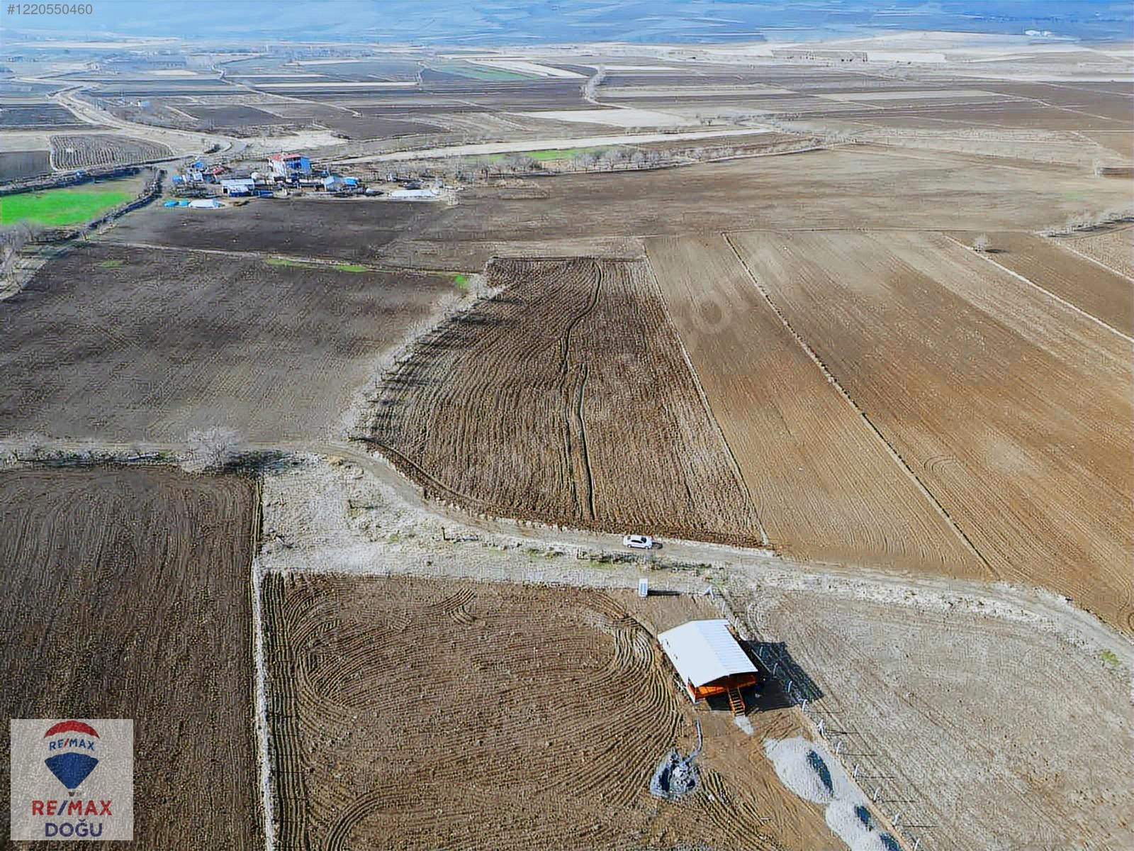 REMAX DOĞU'DAN KAVAKTEPE KÖYÜNDE SATILIK TARLA - ELAZIĞ MERKEZ fotoğraf 4