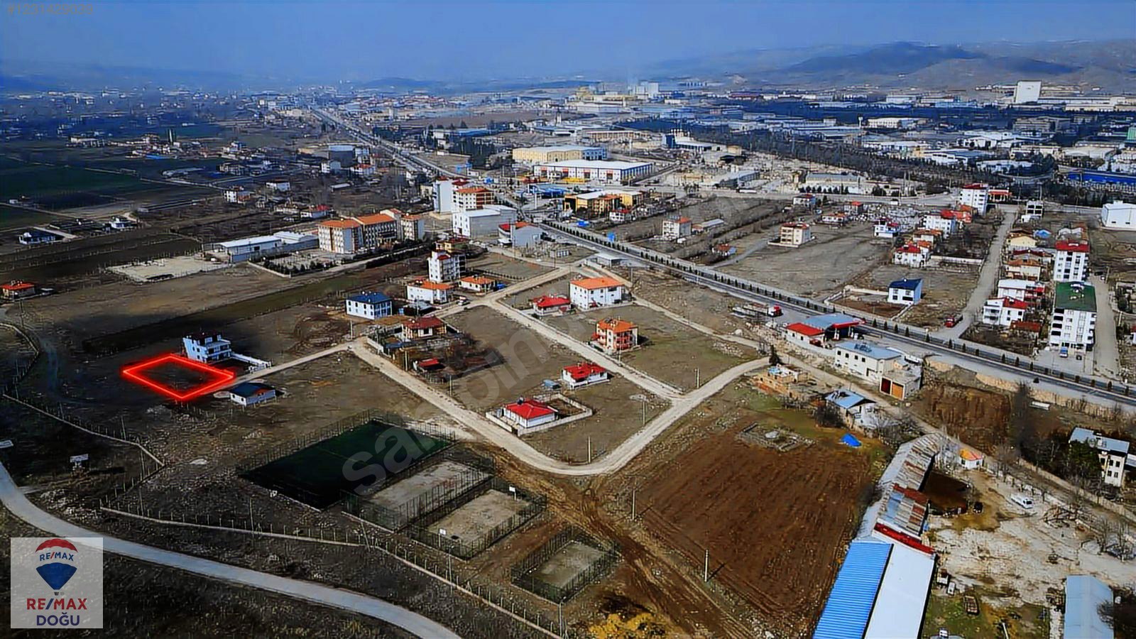 REMAX DOĞU'DAN YAZIKONAK'TA KONUT İMARLI ARSA - ELAZIĞ MERKEZ fotoğraf 4