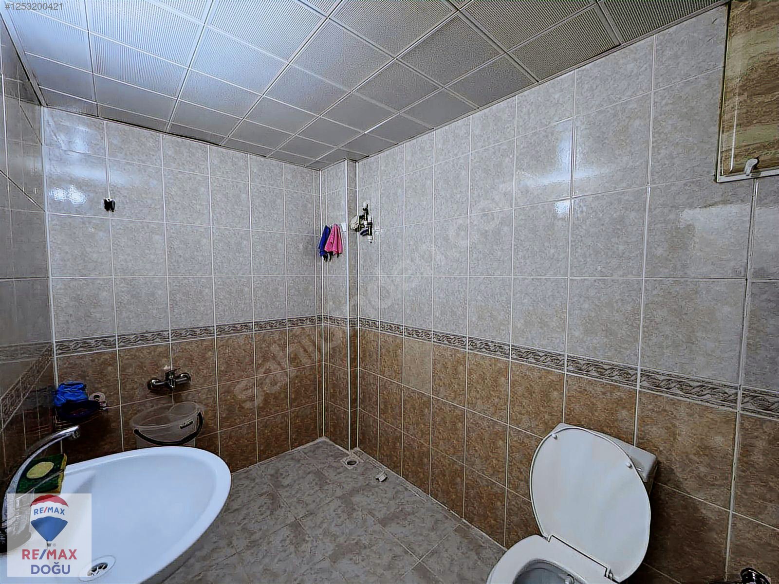 REMAX DOĞU'DAN ÜNİVERSİTE MAHALLESİ'NDE SATILIK 3+1 DAİRE - ELAZIĞ MERKEZ fotoğraf 3