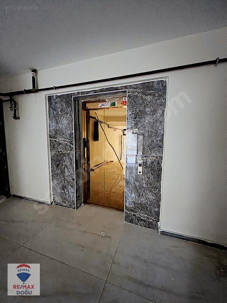 REMAX DOĞUDAN CUMHURİYET MAH.ULTRA LUX YAPILI SIFIR SATILK DAİRE - ELAZIĞ MERKEZ fotoğraf 9