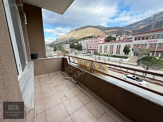 ROYAL EMLAKTAN 112 KARŞISINDA KİRALIK 3+1 DAİRE - AMASYA MERKEZ fotoğraf 20