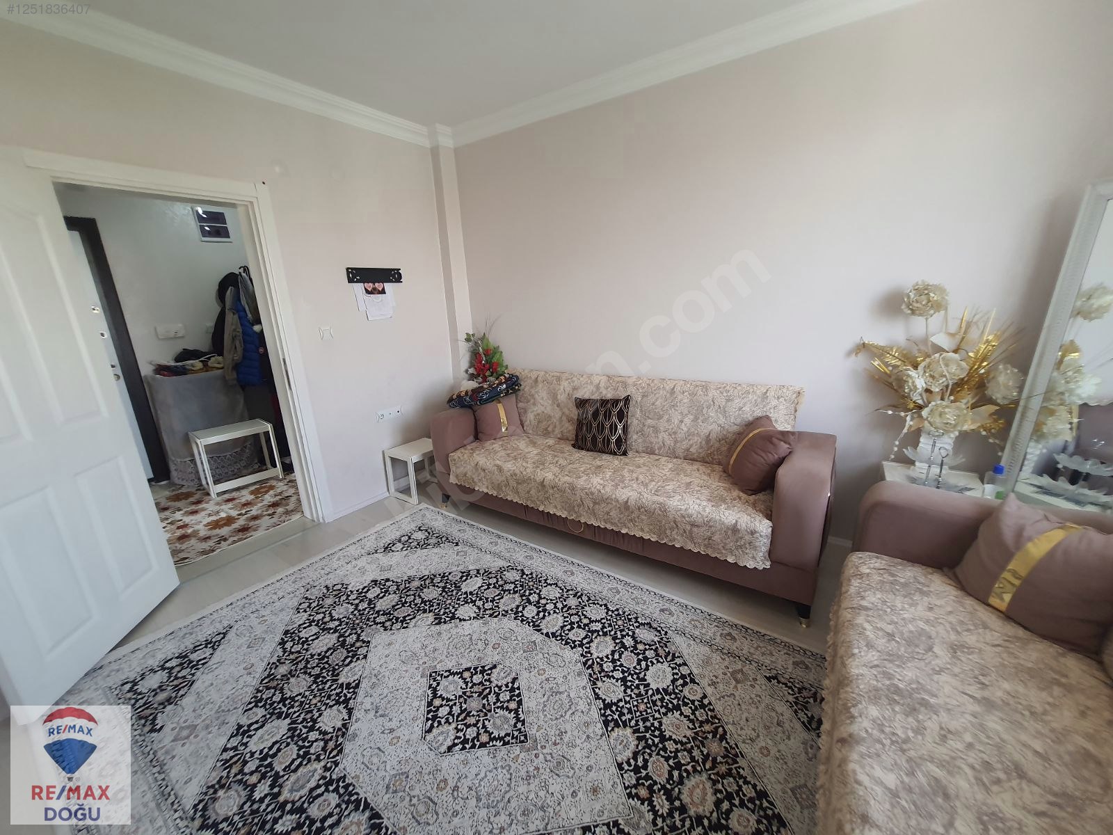 REMAX DOĞU'DAN SALIBABA MAHALLESİNDE ACİL SATILIK 3+1 DAİRE - ELAZIĞ MERKEZ fotoğraf 3