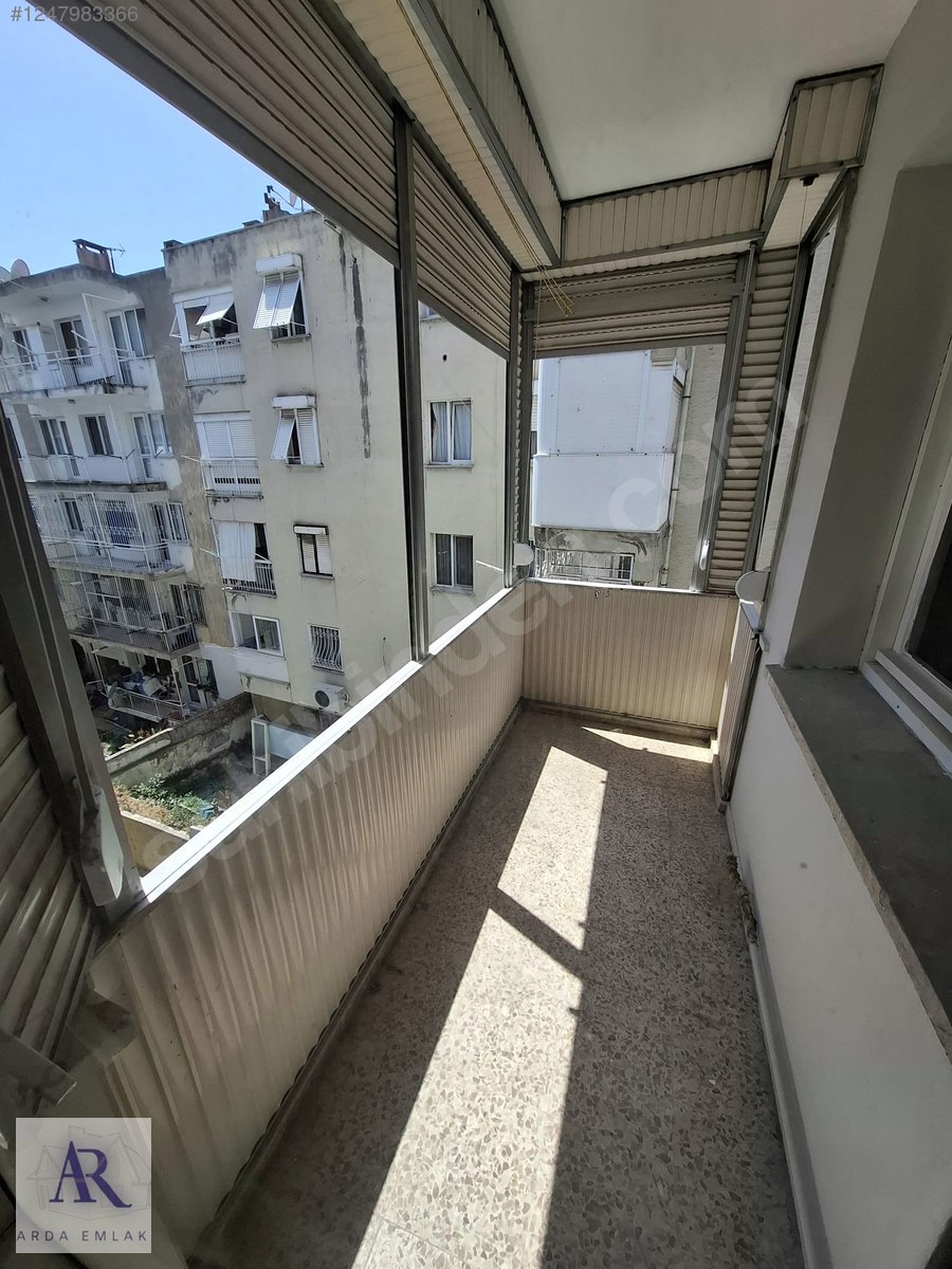 KARŞIYAKA ÇOCUK YUVASI YANI MERKEZ CEDDE ÜZERİ 3+1 130 M2 - İZMİR KARŞIYAKA fotoğraf 10