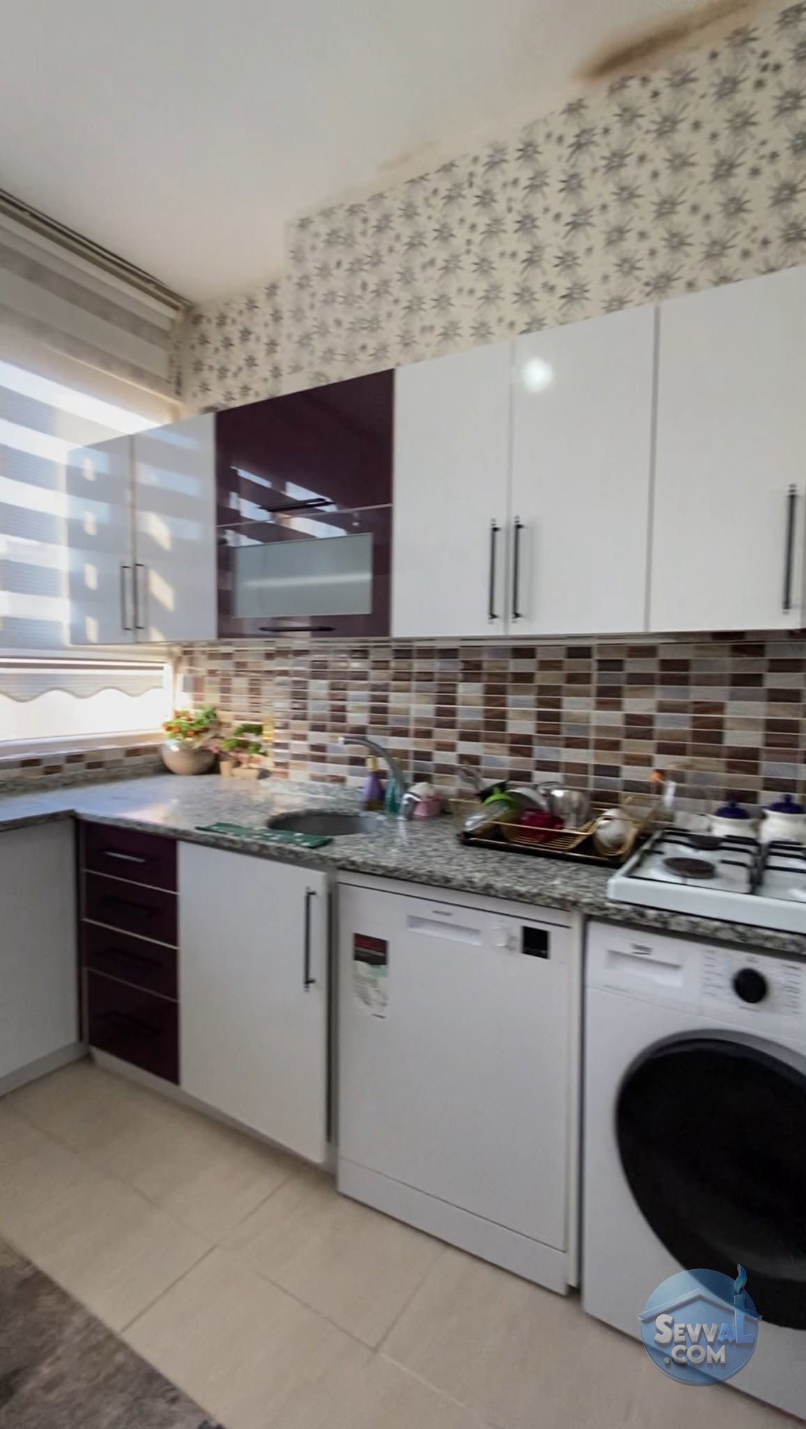 BAHÇELİEVLER CENGİZTOPEL CADDESİ BÜYÜK TERASLI DAİRE 6. KAT 2 ODALI 1  - ŞANLIURFA HALİLİYE fotoğraf 5