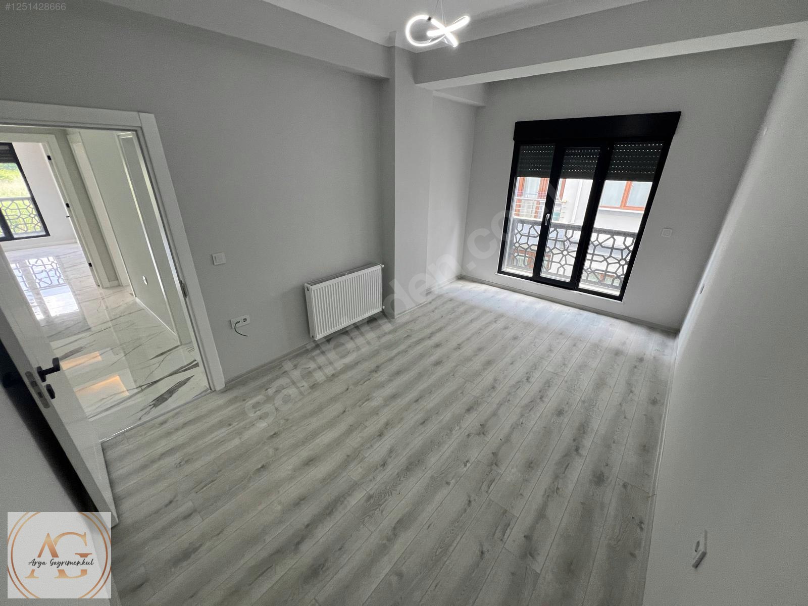 ARYA'DAN ŞIK TASARIMLI ALTINKUMDA 2+1 ARAKAT ÖN CEPHE DAİRE - BALIKESİR EDREMİT fotoğraf 2