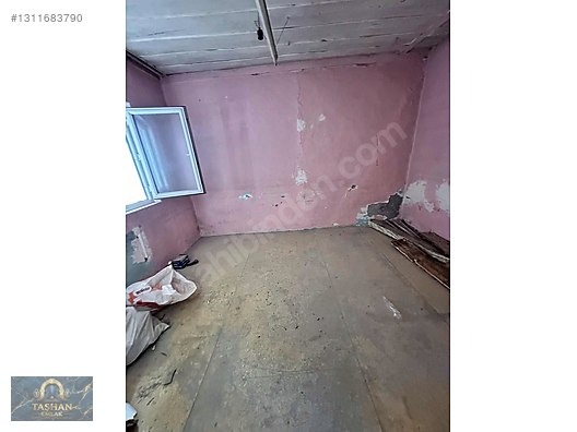 GÖKMEDRESE MAHALLESİNDE 3 KATLI SATILIK MÜSTAKİL EV - AMASYA MERKEZ fotoğraf 14