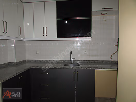 HAMİDİYE DE 1+1 Y.GIRIS BAKIMLI 3.580000 TL - İSTANBUL ÇEKMEKÖY fotoğraf 2