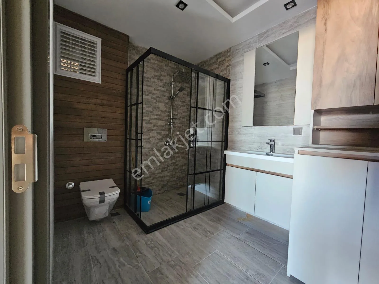 Kuşadası Merkezde 3+1 Fırsat Villa. - AYDIN KUŞADASI fotoğraf 4