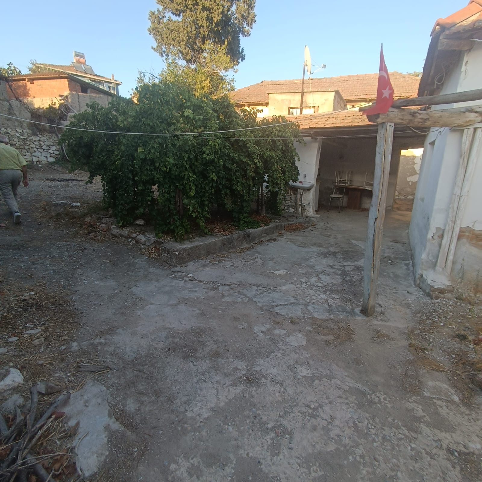 Manisa Saruhamlı Gümülceli Mah. Satılık Köy Evi - MANİSA SARUHANLI fotoğraf 2