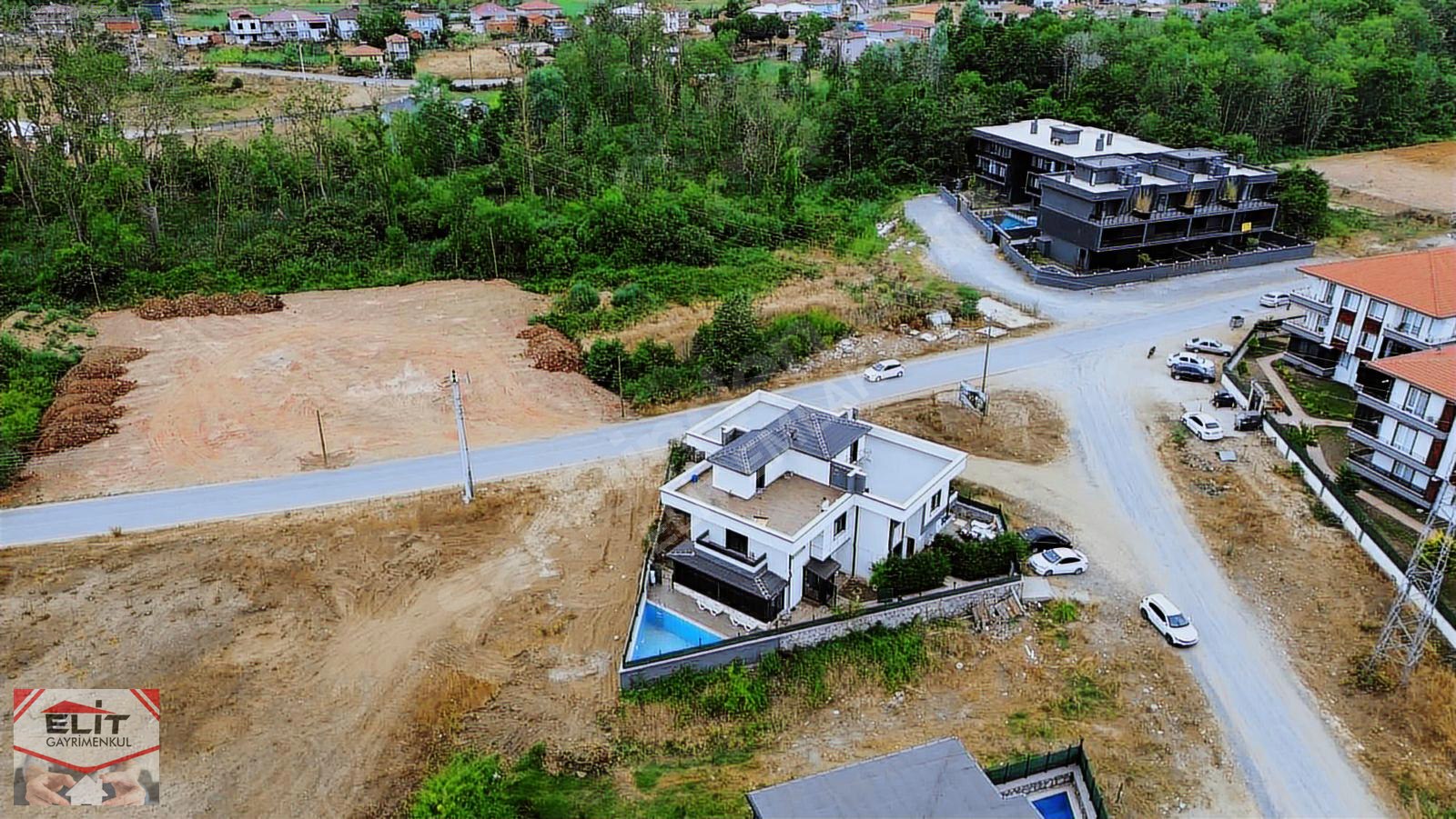 KARASU'DA FIRSAT SATILIK HAVUZLU BAHÇELİ TERASLI LÜKS VİLLA - SAKARYA KARASU fotoğraf 18