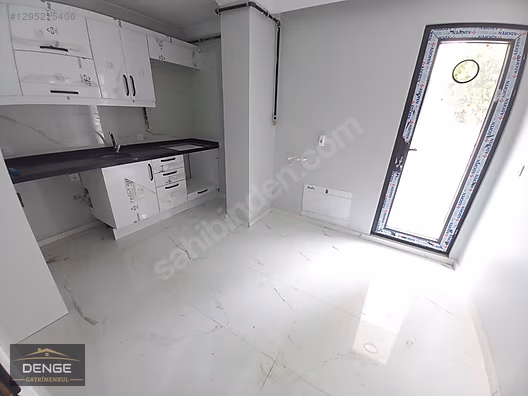 DENGE'DEN DARICA'DA CADDE ÜZERİ SATILIK 2+1 YÜKSEK GİRİŞ - KOCAELİ DARICA fotoğraf 2