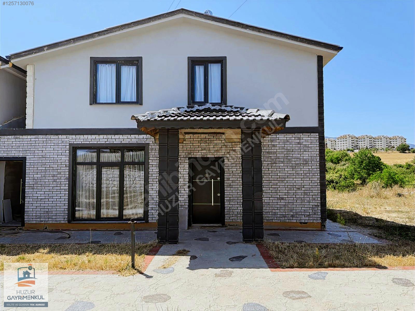 YAZIKÖY SATILIK 3+1 230m2 TABAN OTURUMU OLAN VİLLA - KARABÜK SAFRANBOLU fotoğraf 9
