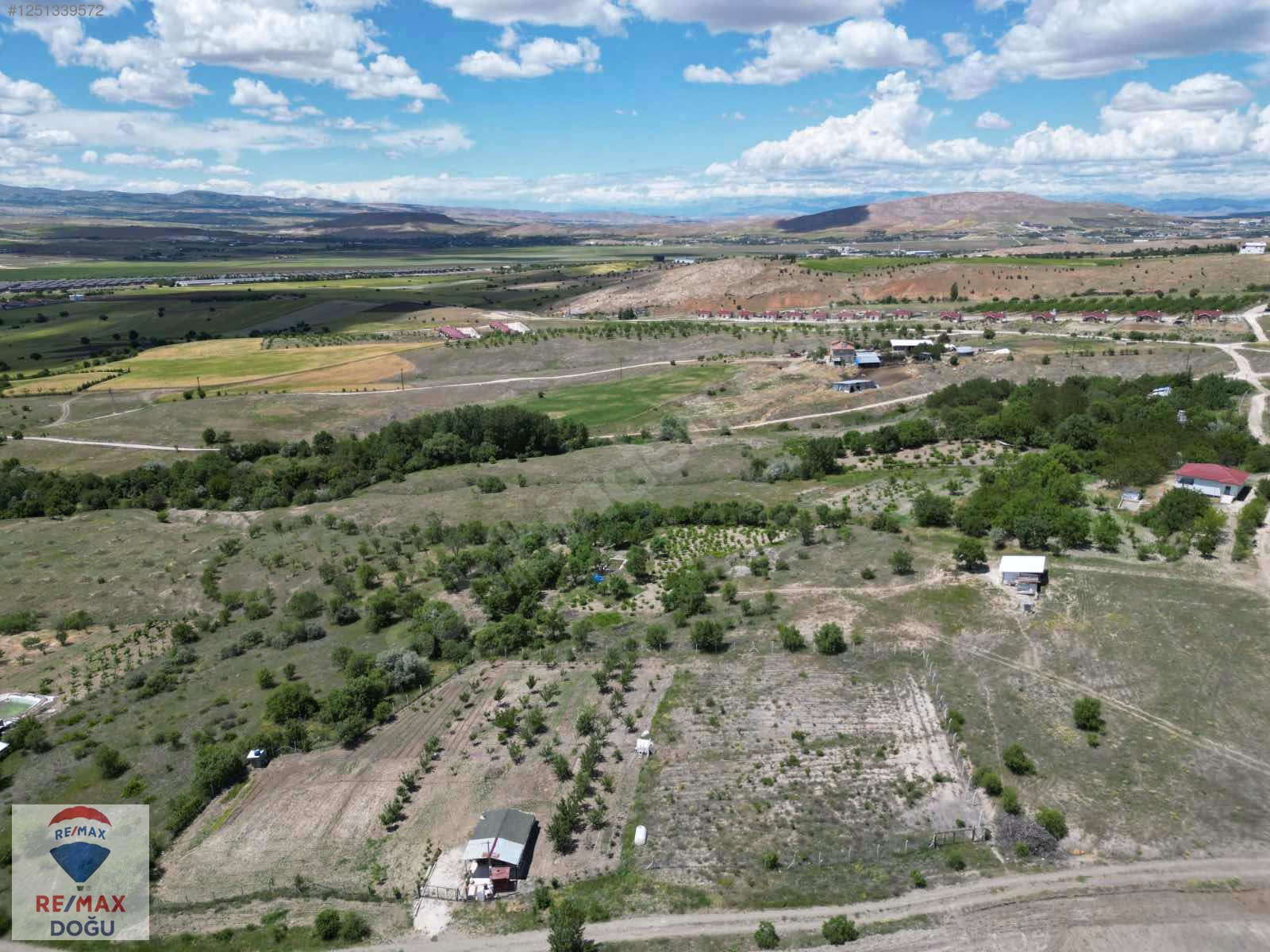 REMAX DOĞUDAN A.DEMİRTAŞ'TA İMAR'A YAKIN SATILIK TARLA - ELAZIĞ MERKEZ fotoğraf 6