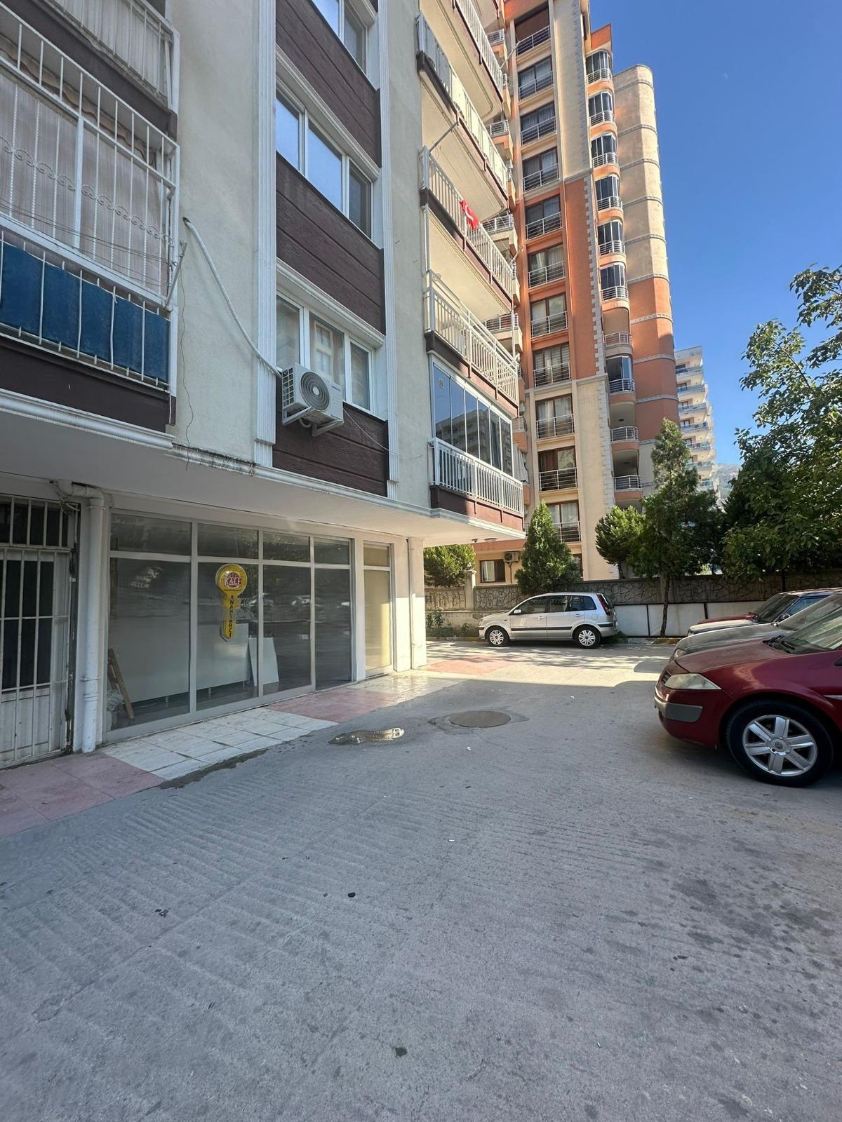Manisa Yunusemre Hafsasultan Mah. Satılık Dükkan - MANİSA YUNUSEMRE fotoğraf 8