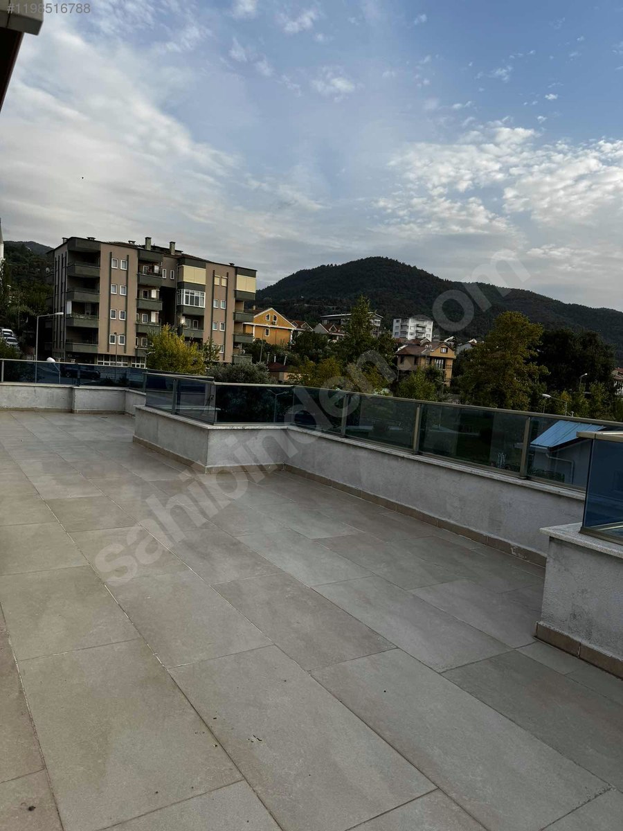 Bursa doburcada muhteşem doğa ve orman manzaralı 4 katlı villa - BURSA OSMANGAZİ fotoğraf 16