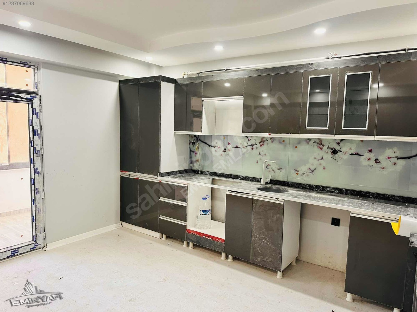 EMİR EMLAK GAYRİMENKUL DEN SATILIK ANAHTAR TESLİMİ 3+1 DAİRE - KARS MERKEZ fotoğraf 9