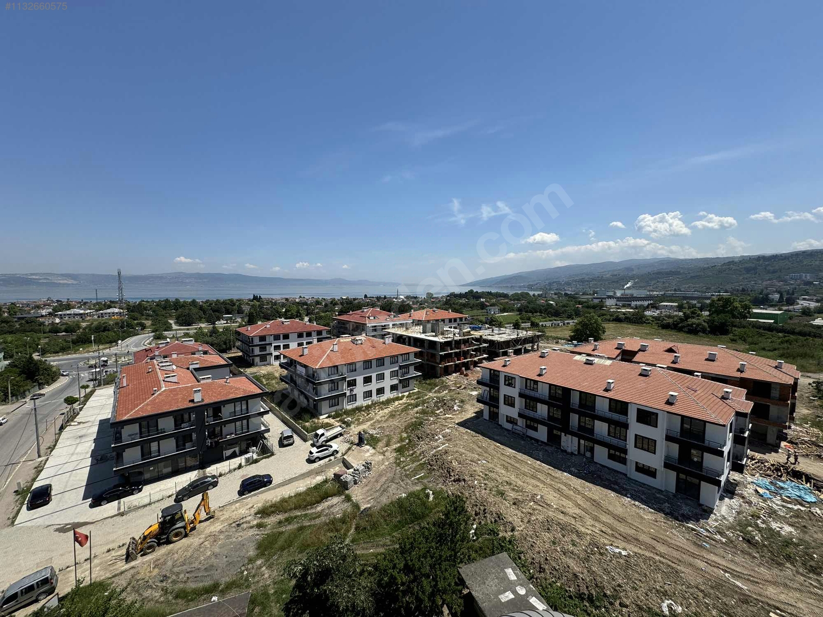 Kaytazdere de havuzlu site içi satılık 1+1 daire - YALOVA ALTINOVA fotoğraf 2