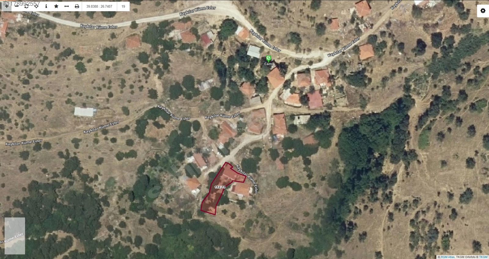 ÇANAKKALE BAYRAMİÇ KAYKILAR KÖYÜ 414 m2 ARSA KARGİR EV