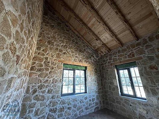 638 M2 ÜZERİNE KURULU SATILIK TAŞTAN YAPILI VİLLA - ANTALYA AKSU fotoğraf 17