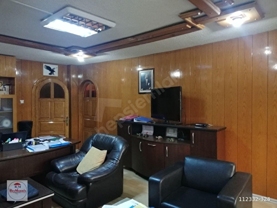 Ankara Sıhhiye Merkezde Balıkçıoğlu İş Hanı Katta Ön Cephe 4 Bölüm 95 M2 Satılık - ANKARA ÇANKAYA fotoğraf 24