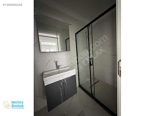 EŞREF BİTLİS BULVARI ÜZERİNDE SATILIK 3+1 DAİRE - İSTANBUL SULTANBEYLİ fotoğraf 4