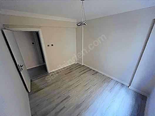 AKÇAY KÖŞEMDEN CUMA PAZARINDA AYRI MUTFAK 2+1 SATILIK DAİRE - BALIKESİR EDREMİT fotoğraf 5