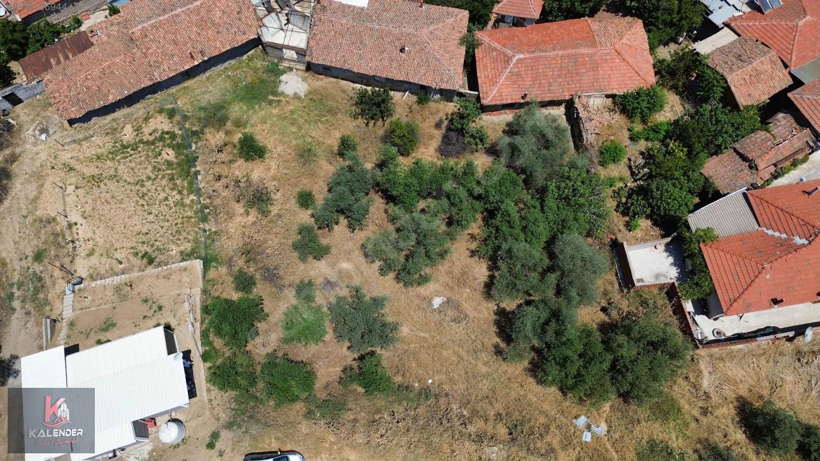 KALENDER EMLAK'TAN DERBENTTE KÖY İÇİ İMARIN DİBİNDE 300 M2 TARLA - MANİSA TURGUTLU fotoğraf 7