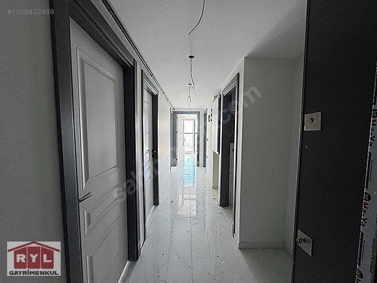 KARTAL YAKACIKTA SİTE İÇİNDE YÜKSEK KATTA FERAH 2+1 DAİRE - İSTANBUL KARTAL fotoğraf 58