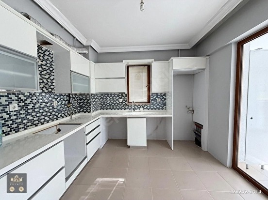 ROYAL EMLAKTAN HACILAR MEYDANINDA SATILIK 3+1FIRSAT DAİRE - AMASYA MERKEZ fotoğraf 2