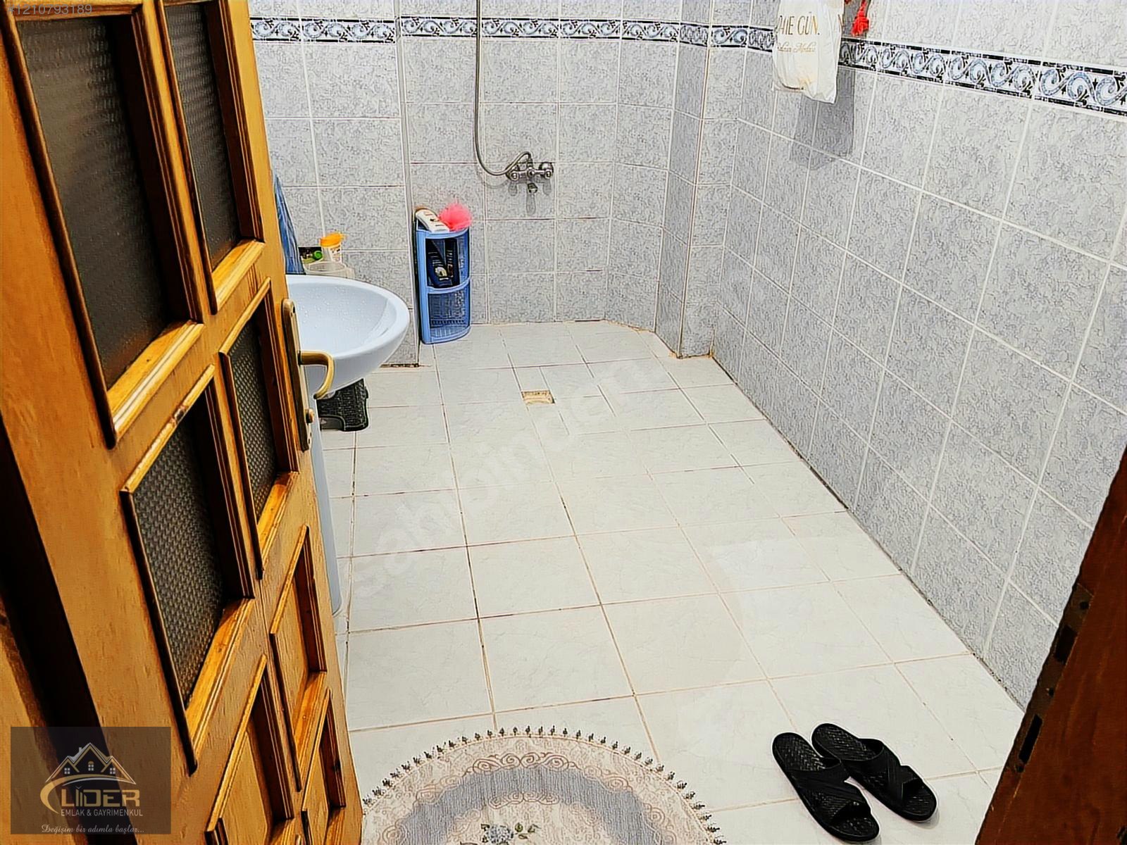 LİDER EMLAK PAZAR PAZARI CİVARI 3+1 İÇİ FUL YAPILI DAİRE - ÇANKIRI MERKEZ fotoğraf 10