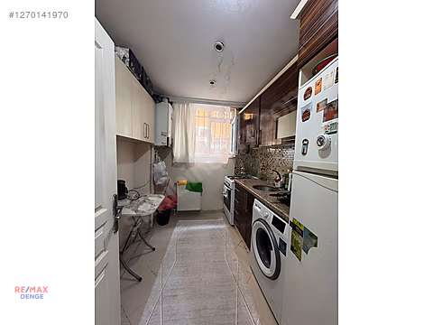 VELİEFENDİ MAHLESİNDE SATILIK DAİRE 2+1 - İSTANBUL ZEYTİNBURNU fotoğraf 3