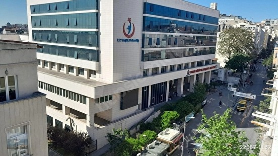 CİHANGİR SIRASELVİLER CAD. TAKSİM HASTANESİ KARŞISINDA OFİSE KİRALIK (3+1) 130.m - İSTANBUL BEYOĞLU fotoğraf 2