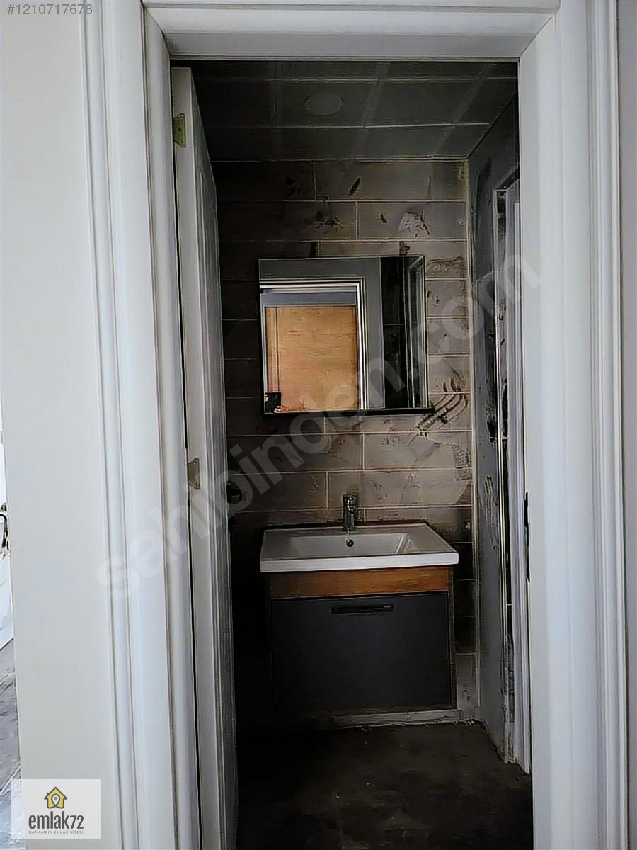 EMLAK 72' DEN TİLMİSTE TRUVA GOLD SİTESİNDE SATILIK DAİRE - BATMAN MERKEZ fotoğraf 12