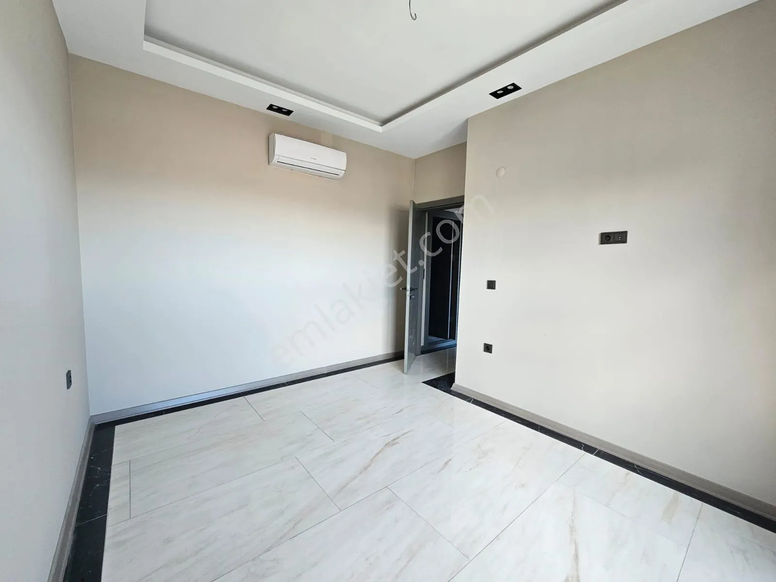 Kuşadası Merkezde 3+1 Fırsat Villa. - AYDIN KUŞADASI fotoğraf 25