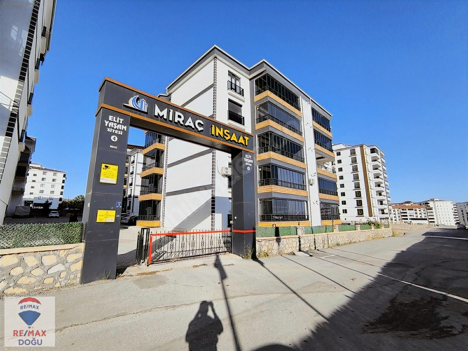REMAX DOĞUDAN DOĞU KENT STADI KARŞISI LÜX DAİRE - ELAZIĞ MERKEZ fotoğraf 4