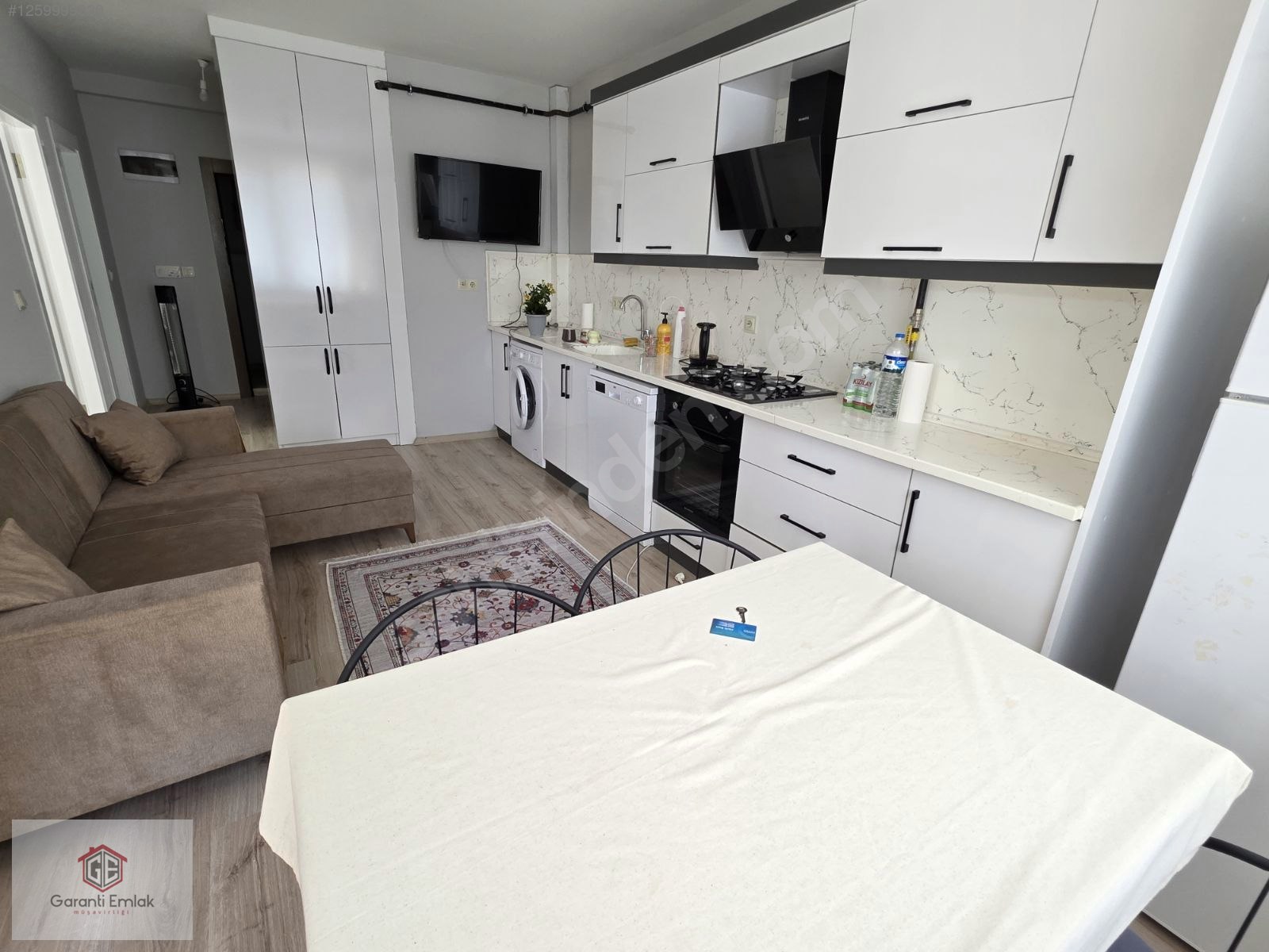 CUMHURİYETDE 1.KAT EŞYALI 52 M2 DENİZ TARAFI SATILIK 1+1 - ORDU ALTINORDU fotoğraf 5