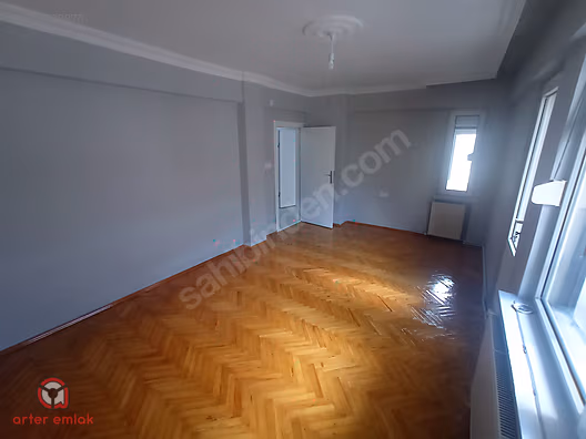 BALIKESİR LİSESİNE CEPHE YENİ TADİLATLI SATILIK 2+1 DAİRE - BALIKESİR KARESİ fotoğraf 8