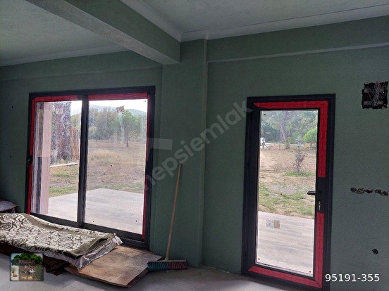 KOZAK YUKARIBEY MAH DE BERGAMA AYVALIK ANA YOLUNA CEPHELİ 8800M2 FISTIKLIK - İZMİR BERGAMA fotoğraf 5