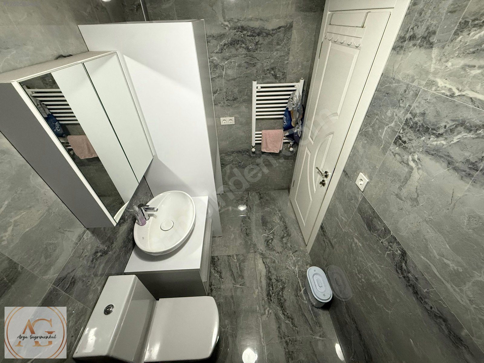 ARYA'DAN AKÇAY SARIKIZ'DA 2+1 ARAKAT ÖN CEPHE SATILIK DAİRE - BALIKESİR EDREMİT fotoğraf 4