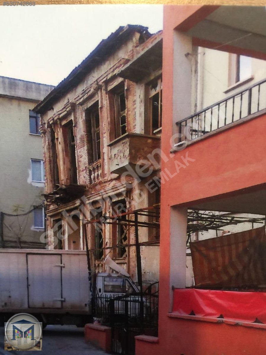 EDREMİT MERKEZDE TARİHİ ESKİ RUM EVİ - BALIKESİR EDREMİT fotoğraf 3