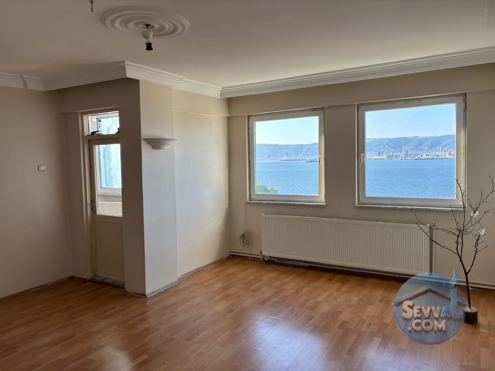 CUMHURİYET MAHALLESİNDE DENİZ MANZARALI SATILIK DAİRE - Kocaeli Gölcük fotoğraf 3