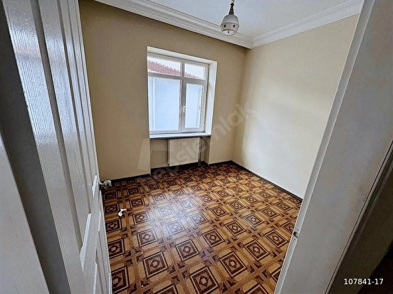 MODERNKENT SİTESİNDE 3+1 145 M2 4.KAT KUZEY CEPHE SATILIK DAİRE - KIRKLARELİ BABAESKİ fotoğraf 31