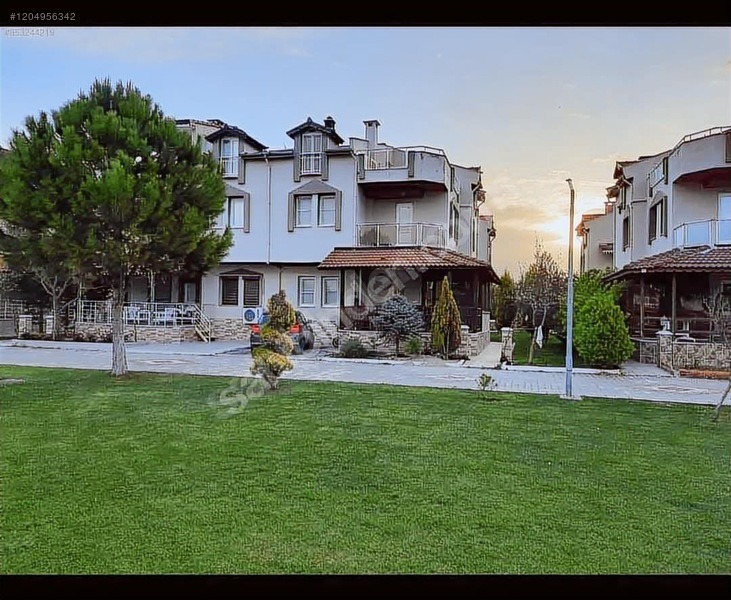 DOSTLARDAN MEDAR YAKAMOZ SİTESİNDE SATILIK TRİPLEX VİLLA - MANİSA AKHİSAR fotoğraf 23