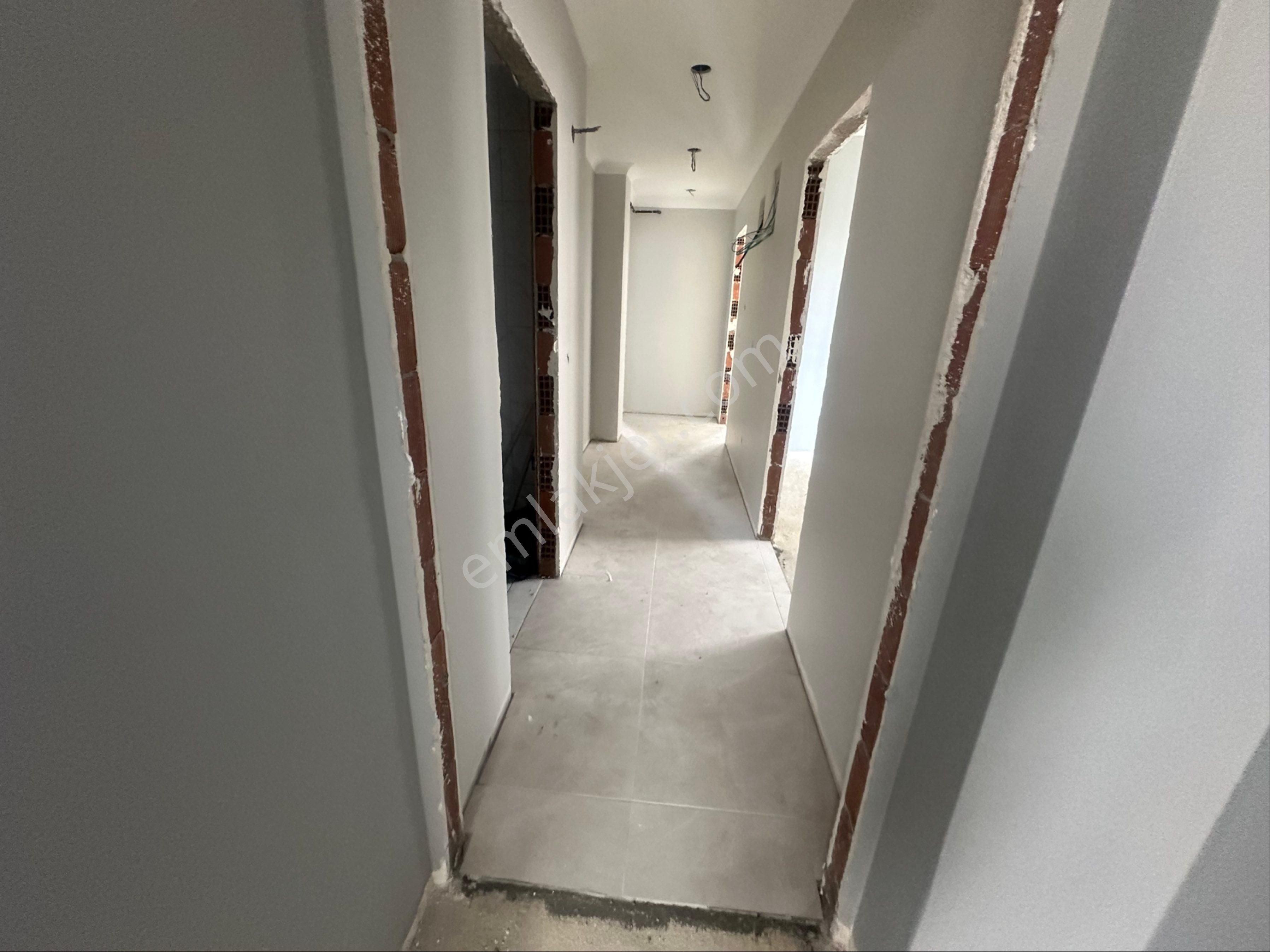 Baki Emlaktan Çavuşoğlu Mahallesinde 2+1 Satılık Daire - İSTANBUL KARTAL fotoğraf 9