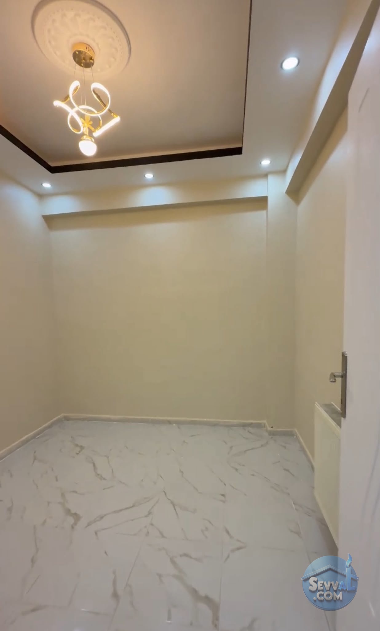 AHMET YESEVİ MAH. CAZİBE ARKASI ARA KAT İÇİ FULL YAPILI 3+1 ODALI SATILIK DAİRE. - ŞANLIURFA HALİLİYE fotoğraf 12